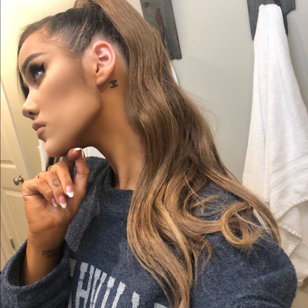Human ponytail extension